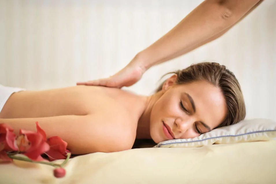 Layanan pijat panggilan ke rumah Truly Home Massage — nyaman dan aman untuk ibu hamil
